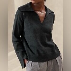 Banana Republic Factory Gray Collar Pullover Sweater (Size XS)